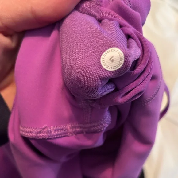Lululemon Purple Women’s Wunder Train High Rise Tight 25’ size 4 - Picture 7 of 8
